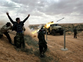 Повстанцы в Ливии. Фото: thenews.kz