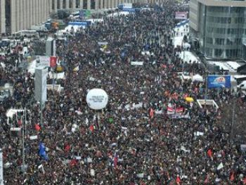 Митинг оппозиции на проспекте Сахарова 24.12.2011, эти люди хотели отставки Путина и его клики.