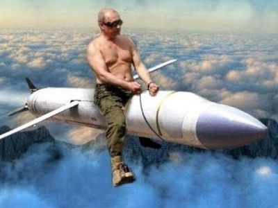 Путин на крылатой ракете. Коллаж: argumentua.com